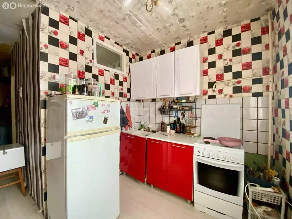 1-комнатная квартира: Сольвычегодск, улица Карла Маркса, 6 (30.9 м) - Фото 0