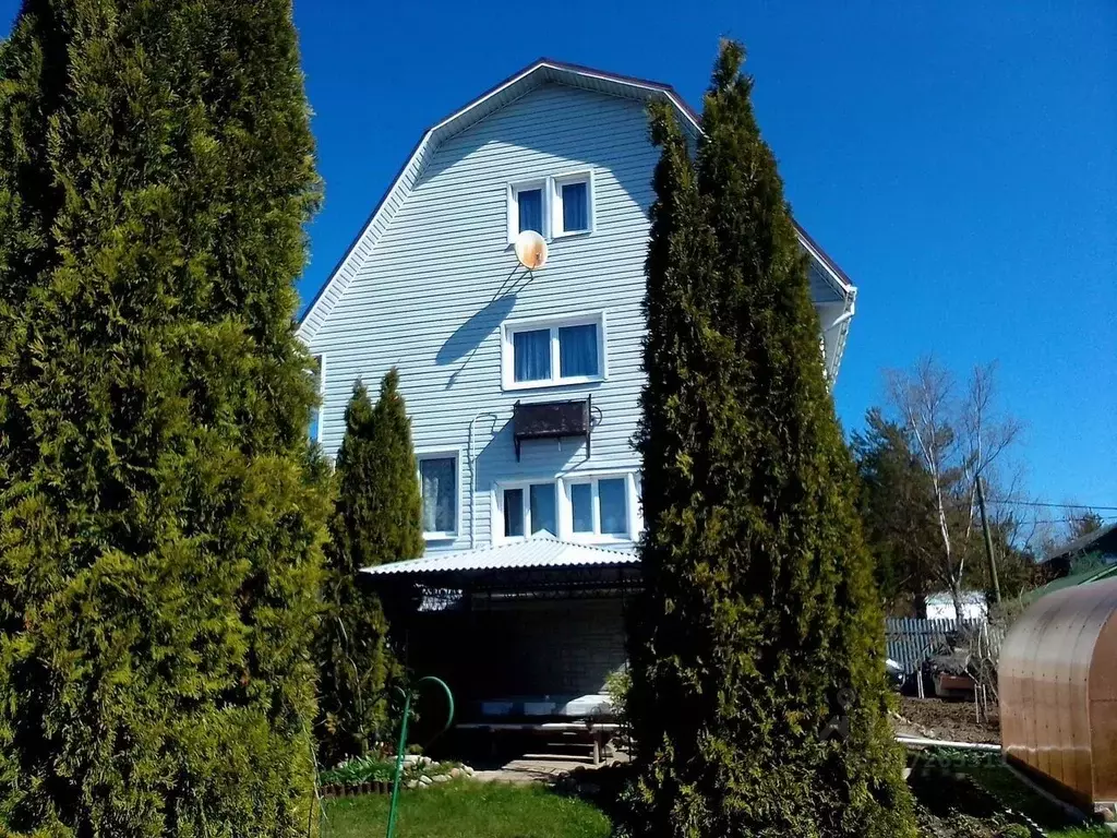 Дом в Ленинградская область, Выборгский район, Рощинское городское ... - Фото 1