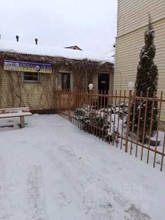 Комната Псковская область, Остров ул. 25 Октября, 22 (10.0 м) - Фото 1