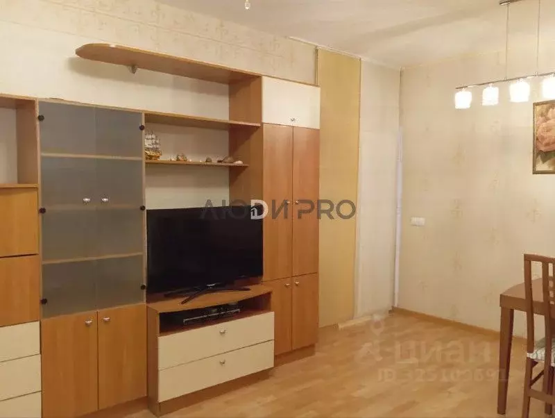 2-к кв. Башкортостан, Уфа ул. Карла Маркса, 44 (69.1 м) - Фото 1