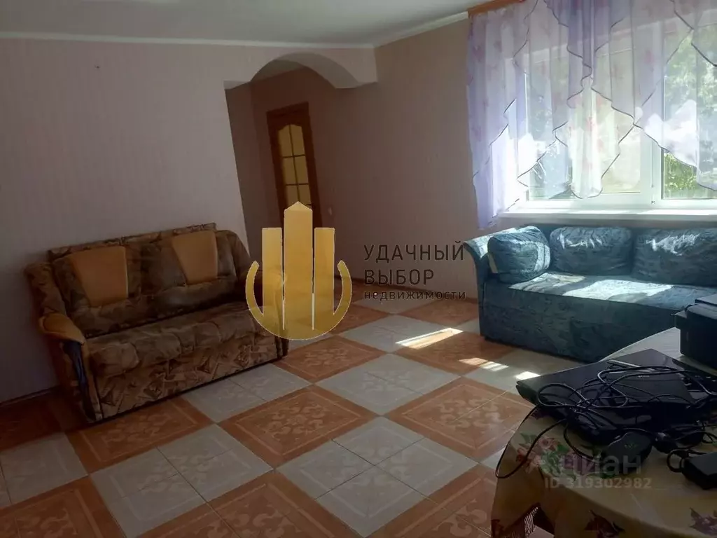 Дом в Ростовская область, Белая Калитва Пролетарская ул., 98 (75 м) - Фото 1