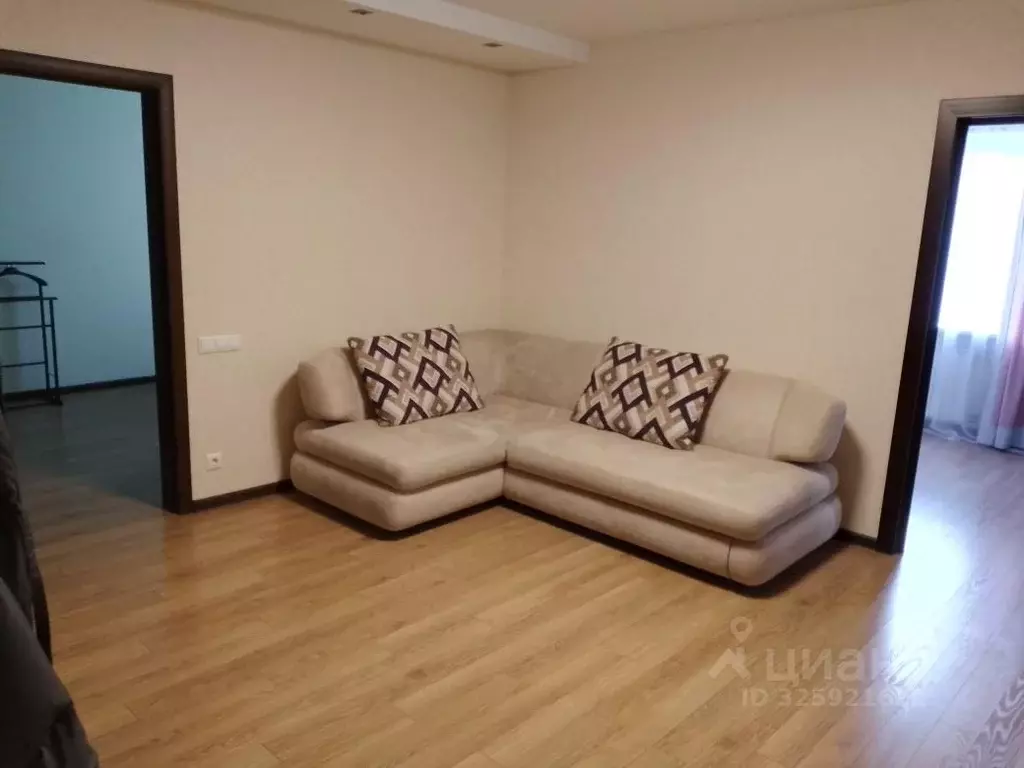 3-к кв. Московская область, Реутов Молодежная ул., 4 (70.0 м) - Фото 0