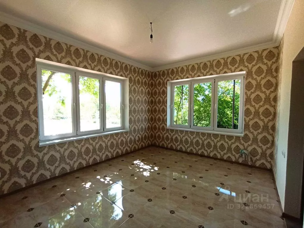 Дом в Краснодарский край, Темрюк ул. Декабристов, 18 (49 м) - Фото 1