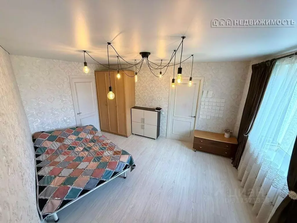 4-к кв. Оренбургская область, Оренбург Дальний пер., 45 (88.0 м) - Фото 0