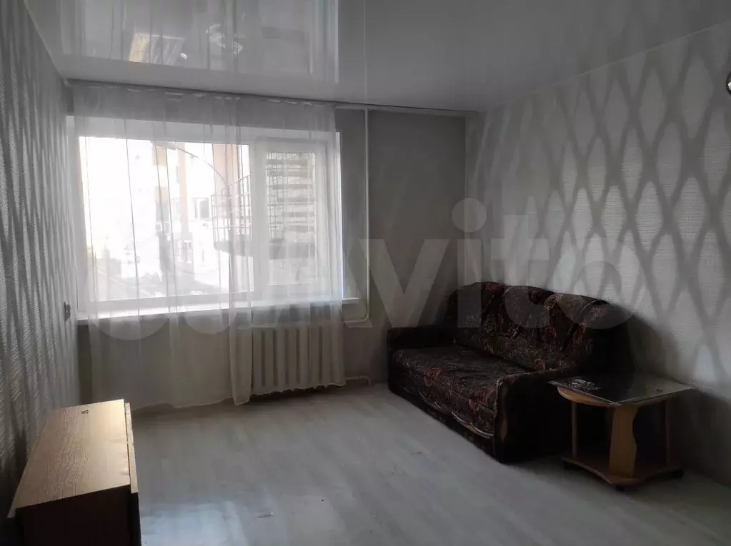 Комната 17,7 м в 8-к., 3/9 эт. - Фото 1