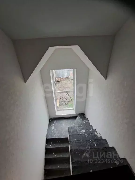 Дом в Алтайский край, Барнаул городской округ, пос. Центральный ул. ... - Фото 1