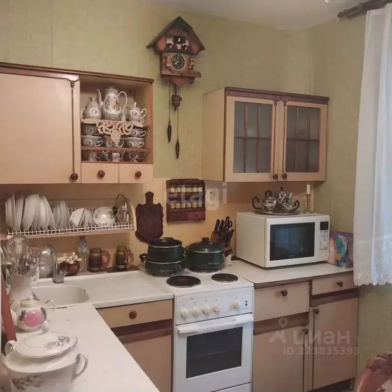 1-к кв. Крым, Щелкино Ленинский район, 3-й мкр, 102 (33.6 м) - Фото 1