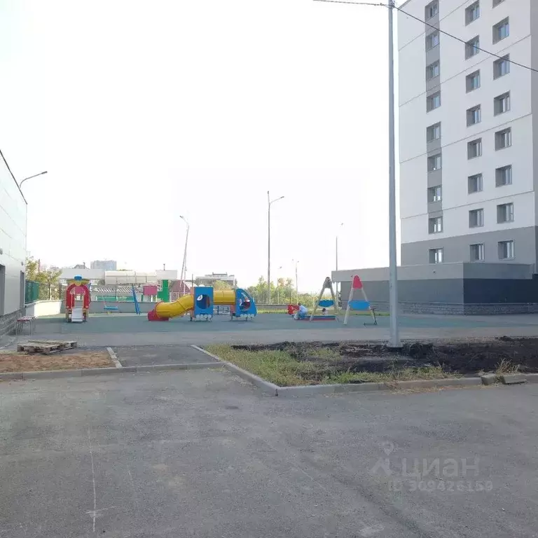 3-к кв. Башкортостан, Уфа ул. Октябрьской Революции, 62к1 (119.6 м) - Фото 1