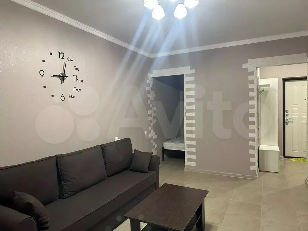 1-к. квартира, 38 м, 2/24 эт. - Фото 1