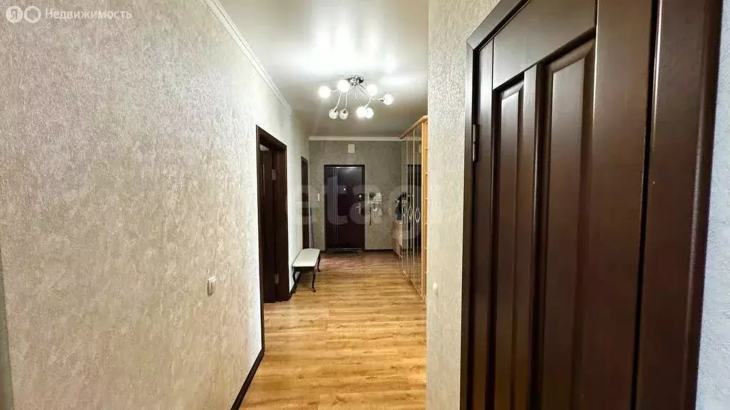 3-комнатная квартира: Калининград, Галактическая улица, 18 (101.5 м) - Фото 1
