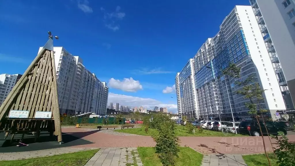 3-к кв. Красноярский край, Красноярск ул. Лесников, 25А (52.0 м) - Фото 1