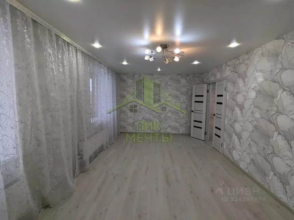 3-к кв. Бурятия, Улан-Удэ 110-й мкр, 6 (87.6 м) - Фото 1