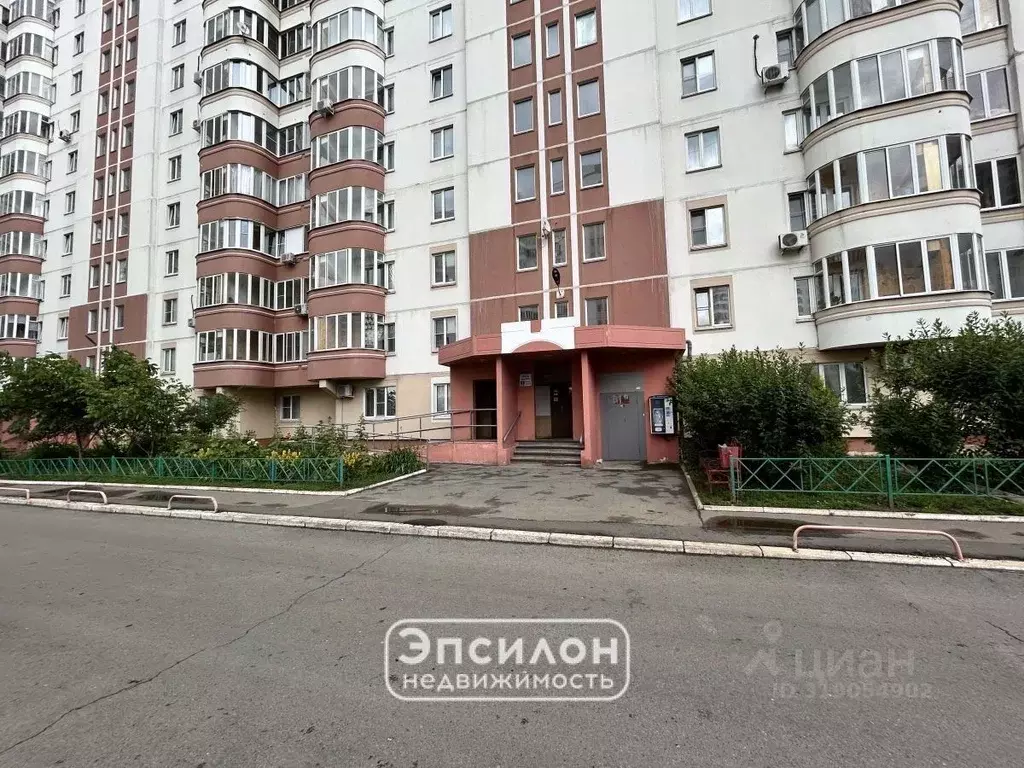 1-к кв. Курская область, Курск просп. Победы, 44 (37.7 м) - Фото 0