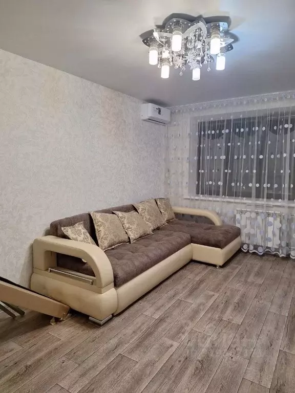 1-к кв. Татарстан, Набережные Челны просп. Яшьлек, 10Г/2 (40.6 м) - Фото 0