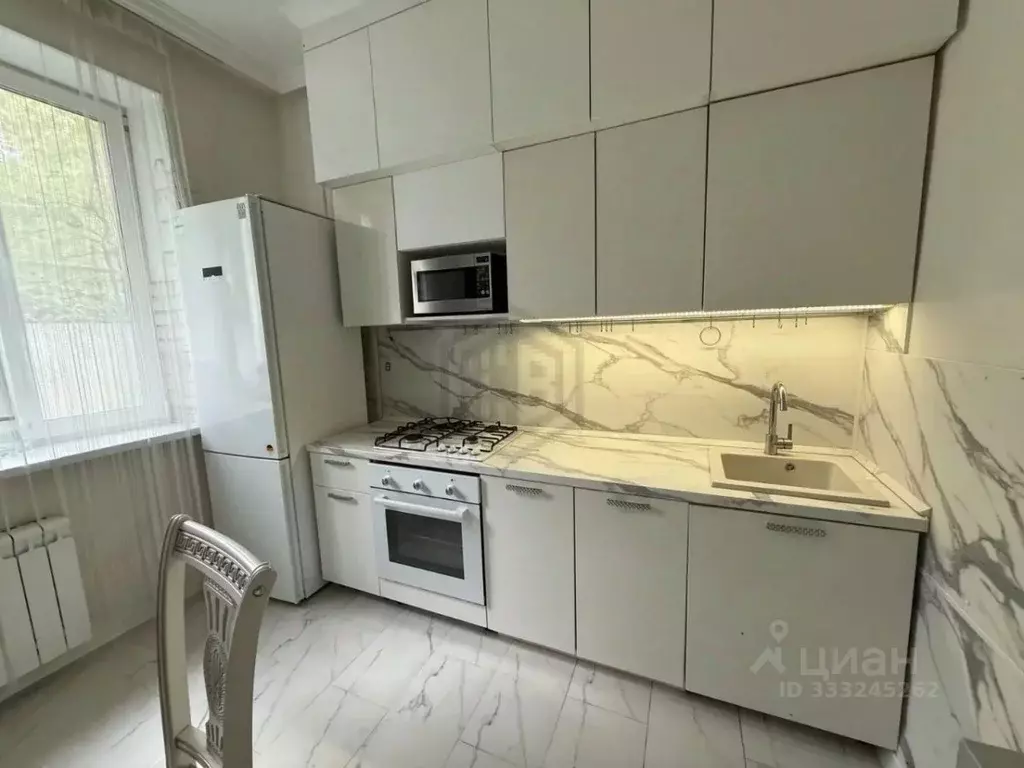 3-к кв. Москва ул. Винокурова, 5/6К3 (80.0 м) - Фото 1