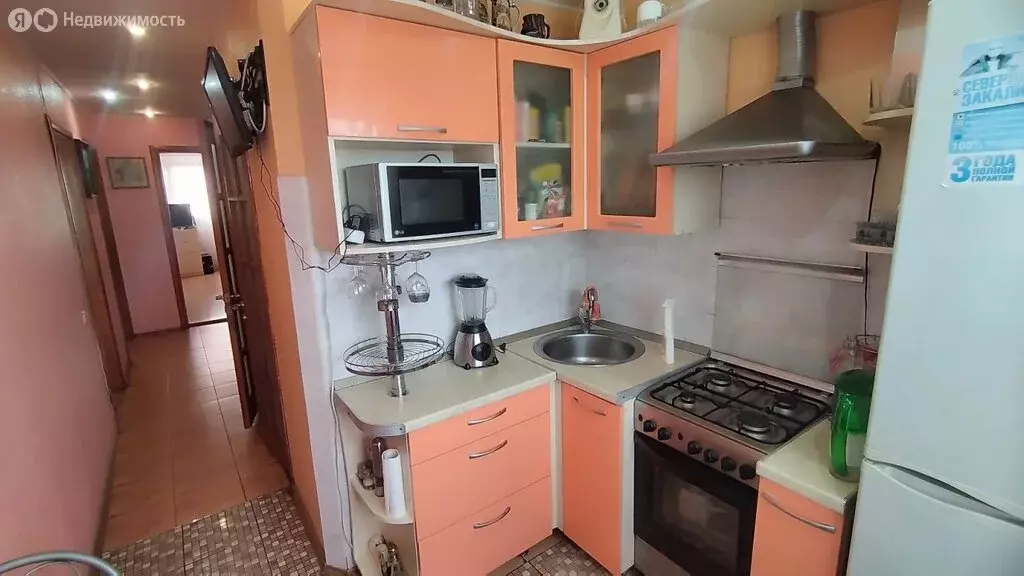3-комнатная квартира: Магнитогорск, улица Сталеваров, 10 (61.5 м) - Фото 1