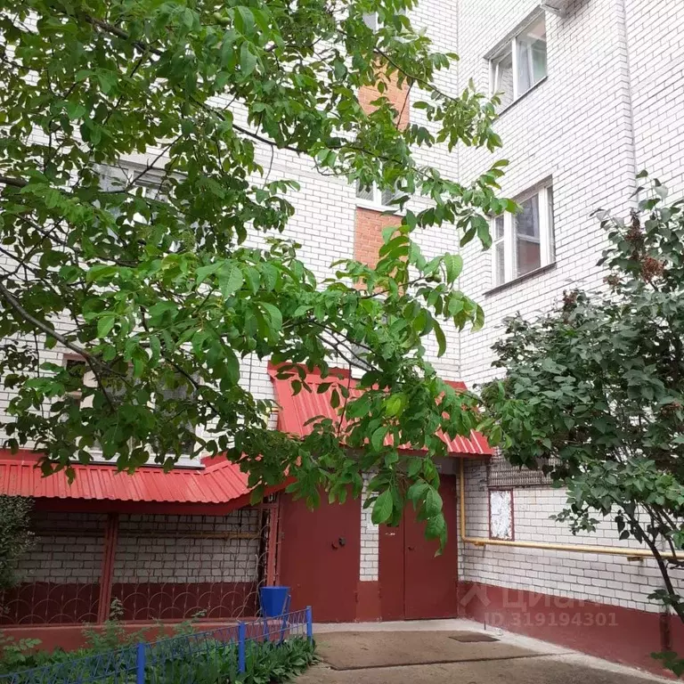 2-к кв. Воронежская область, Воронеж ул. Морозова, 31 (82.0 м) - Фото 0