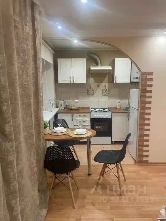 Студия Пермский край, Пермь ул. Одоевского, 16 (30.0 м) - Фото 1