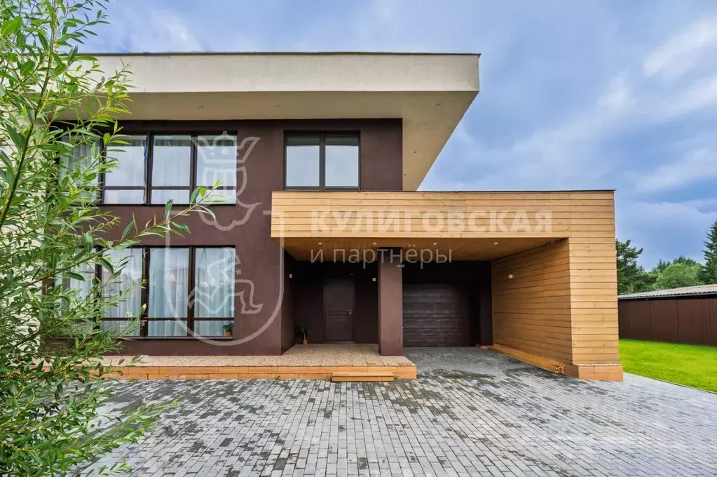 Коттедж в Свердловская область, Екатеринбург ул. Апрельская, 46 (269 ... - Фото 0