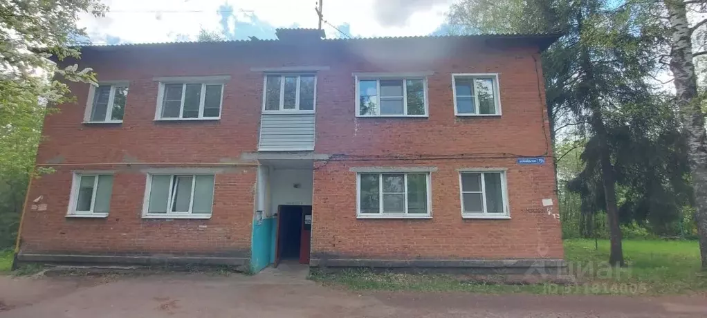 3-к кв. Владимирская область, Владимир ул. Ноябрьская, 15Б (53.1 м) - Фото 0