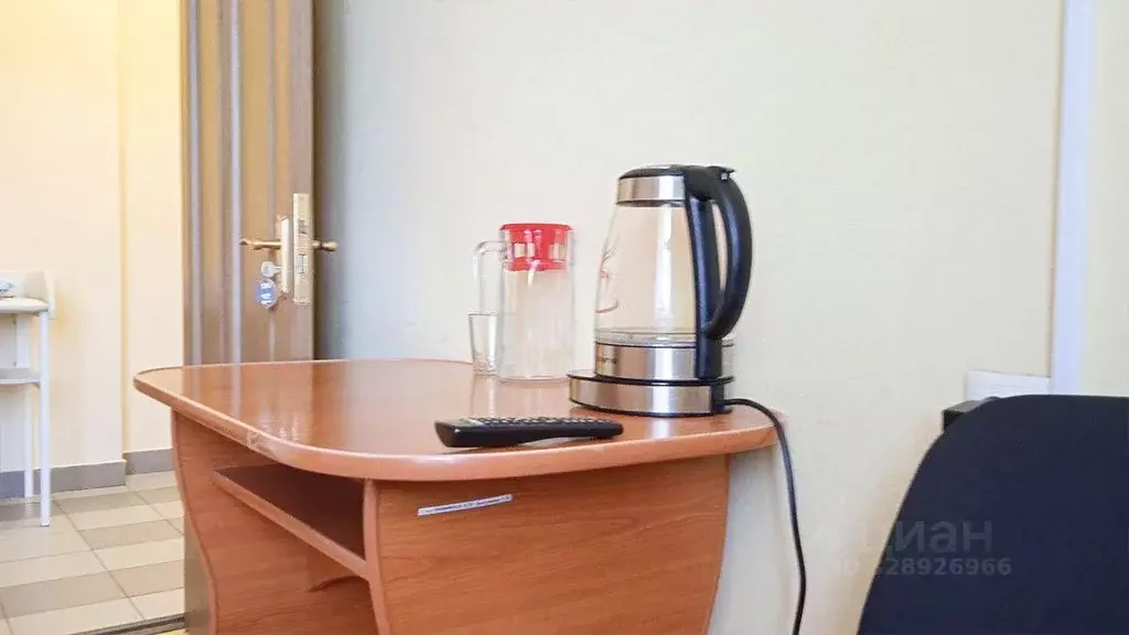Комната Омская область, Омск ул. Леконта, 1 (10.0 м) - Фото 2
