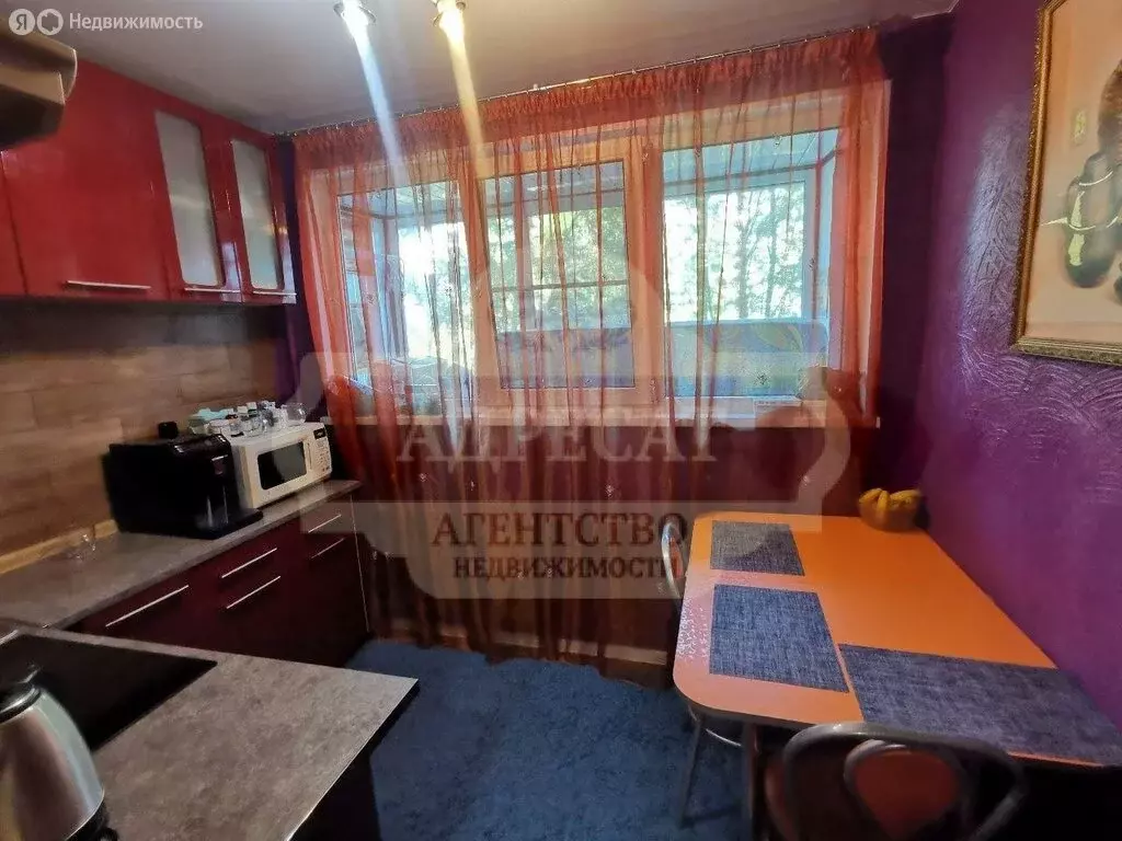 3-комнатная квартира: Санкт-Петербург, улица Симонова, 10к1 (51.7 м) - Фото 0