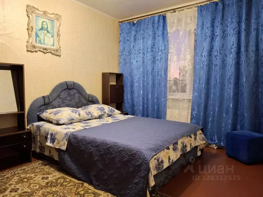 3-к кв. Крым, Щелкино Ленинский район, 1-й мкр, 37 (62.0 м) - Фото 1