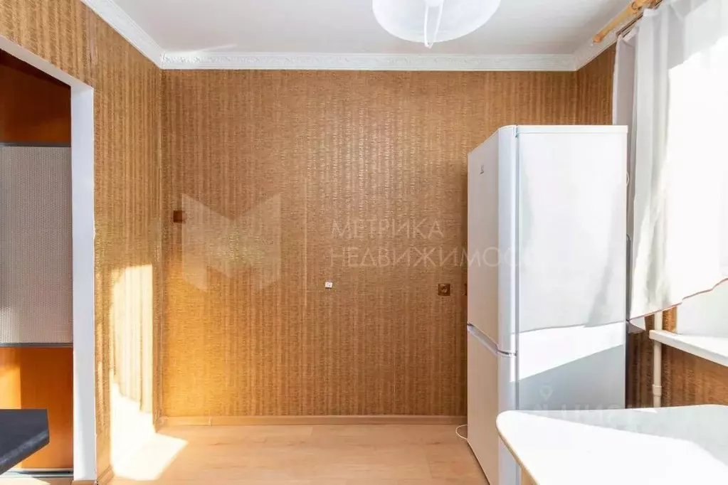 1-к кв. Тюменская область, Тюмень ул. Мельникайте, 135 (33.2 м) - Фото 0