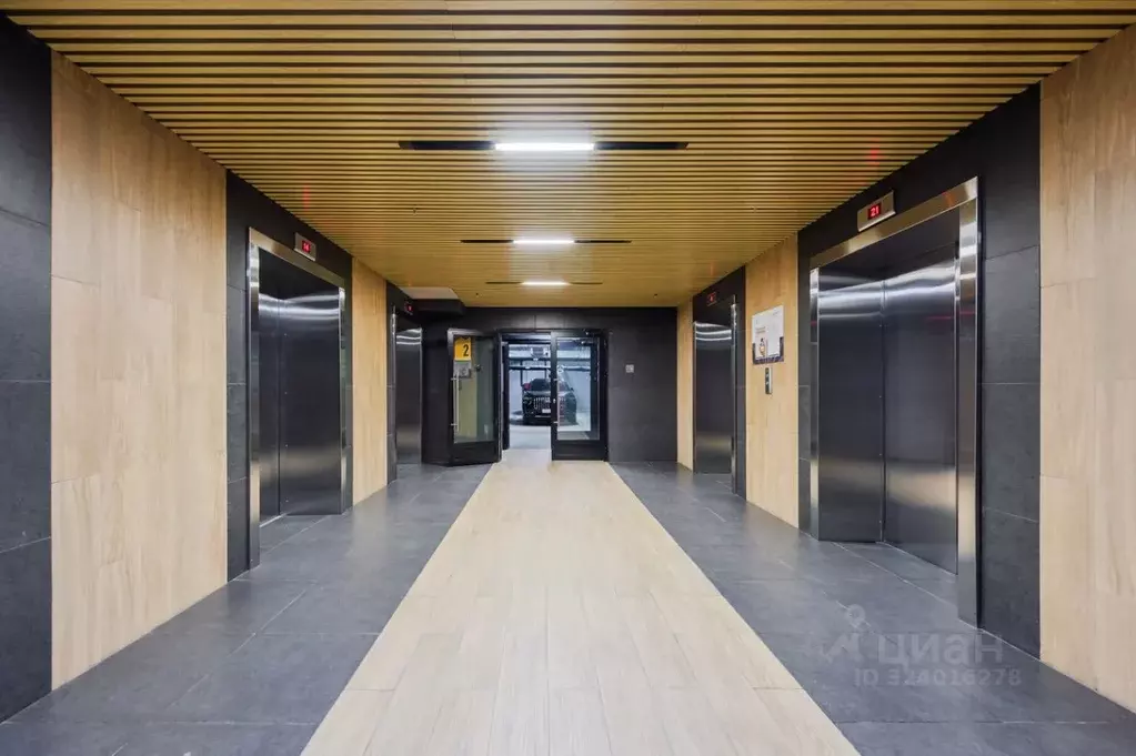 Гараж в Свердловская область, Екатеринбург ул. Белинского, 108 (18 м) - Фото 2