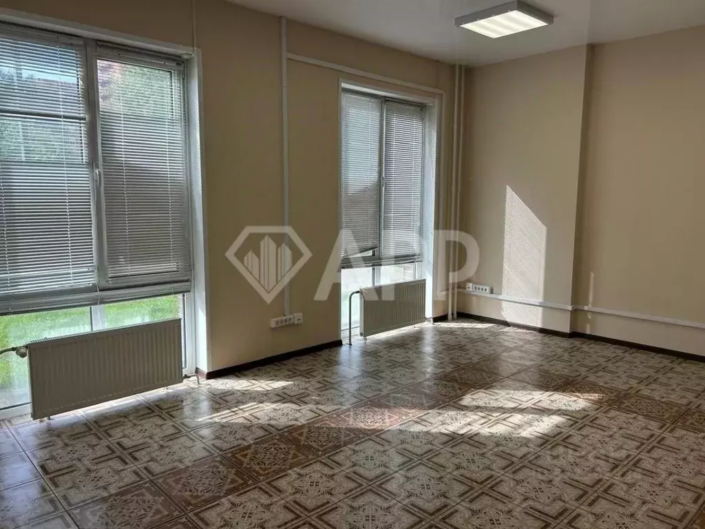 Помещение свободного назначения в Удмуртия, Ижевск Весенний пер., 6 ... - Фото 1