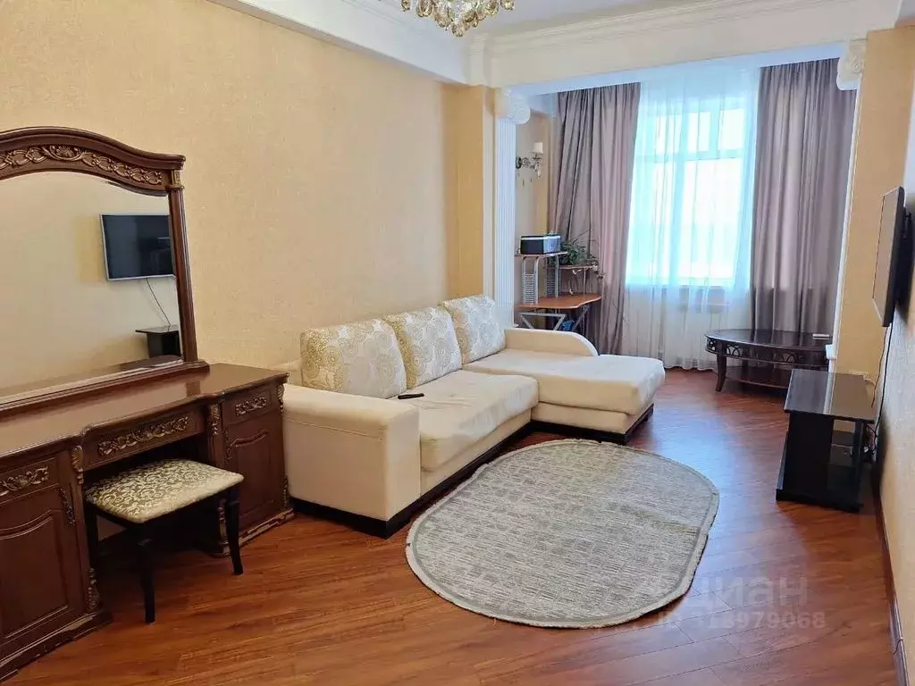 2-к кв. Дагестан, Каспийск ул. М. Халилова, 30А (75.0 м) - Фото 1