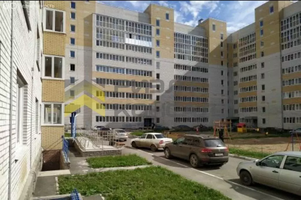 1-комнатная квартира: Омск, улица Архиепископа Сильвестра, 3 (30 м) - Фото 1