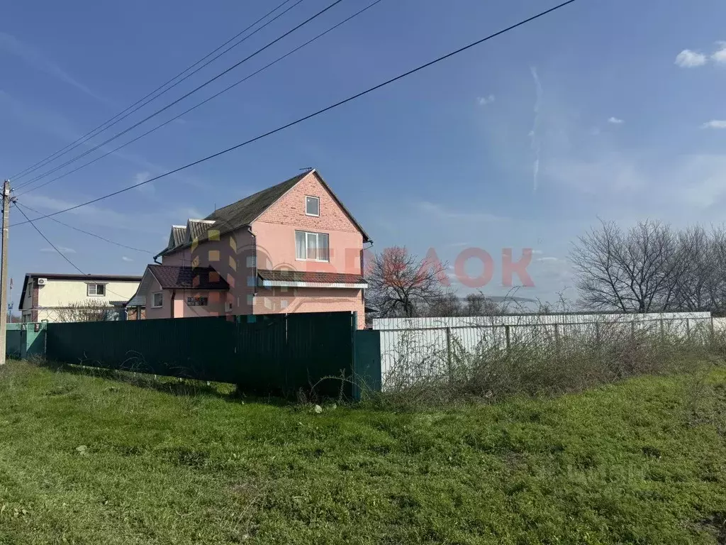 Дом в Ростовская область, Азовский район, Пешковское с/пос, Береговой ... - Фото 1