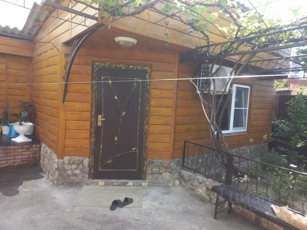 Дом в Ставропольский край, Пятигорск Тебердинский пер., 24 (25 м) - Фото 1