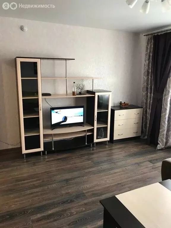 2-комнатная квартира: Красноярск, Свердловская улица, 17В (52.7 м) - Фото 1