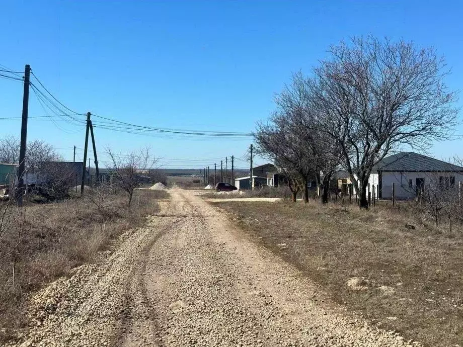 Участок в Крым, Симферопольский район, 3-й массив садовые участки ул. ... - Фото 1