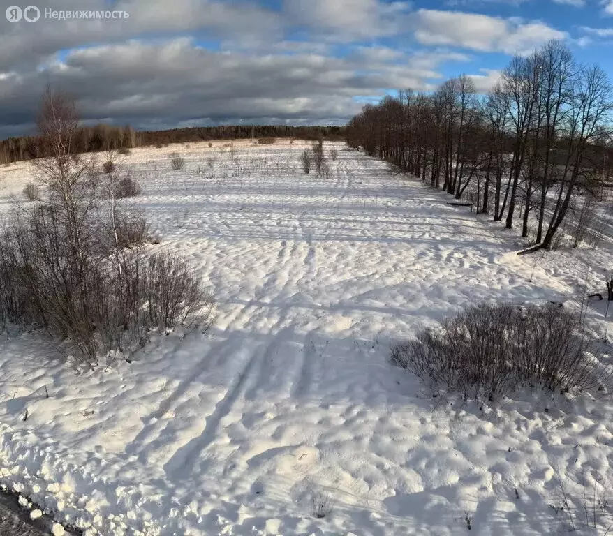 Участок в Московская область, городской округ Клин, деревня Праслово ... - Фото 0