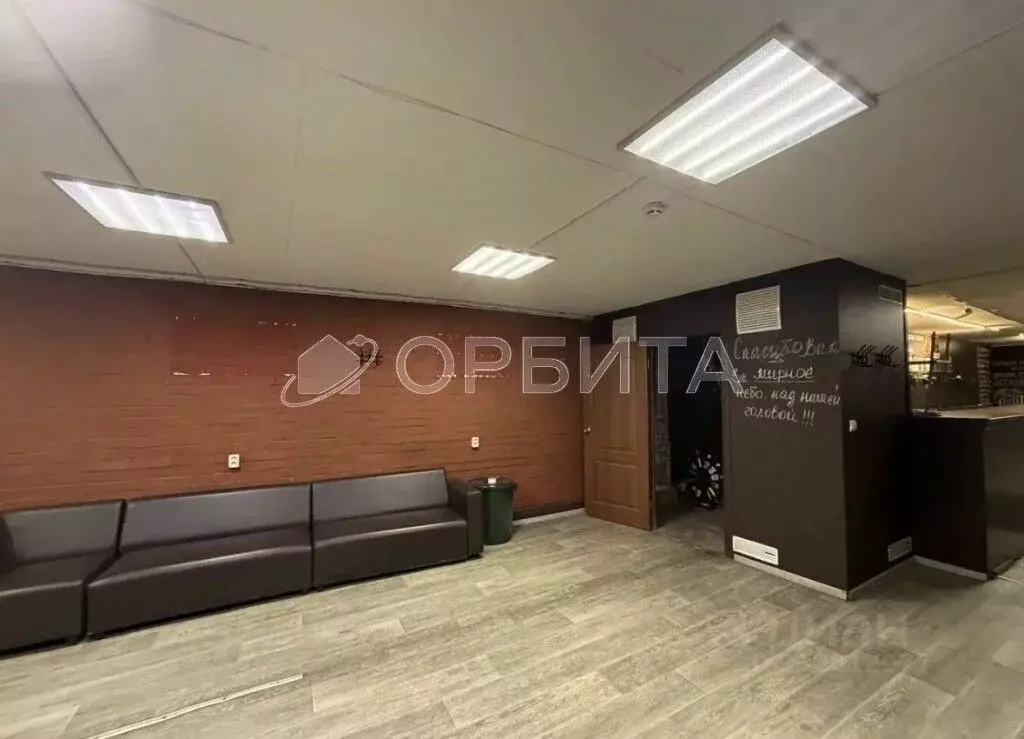 Помещение свободного назначения в Тюменская область, Тюмень ул. ... - Фото 2