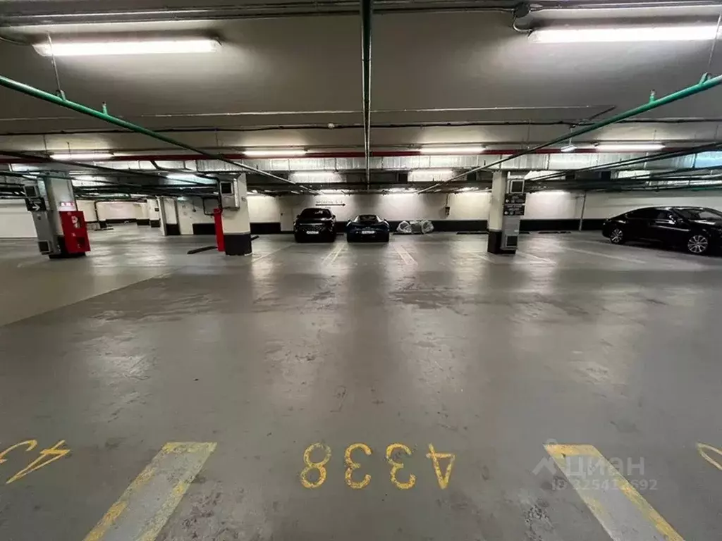 Гараж в Москва наб. Пресненская, 8с1 (29 м) - Фото 2