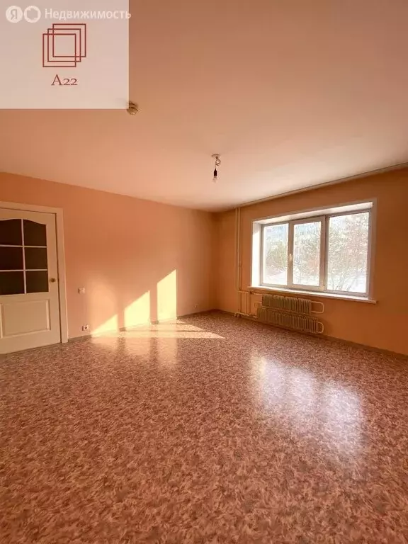 2-комнатная квартира: Барнаул, улица Шумакова, 63А (68 м) - Фото 0