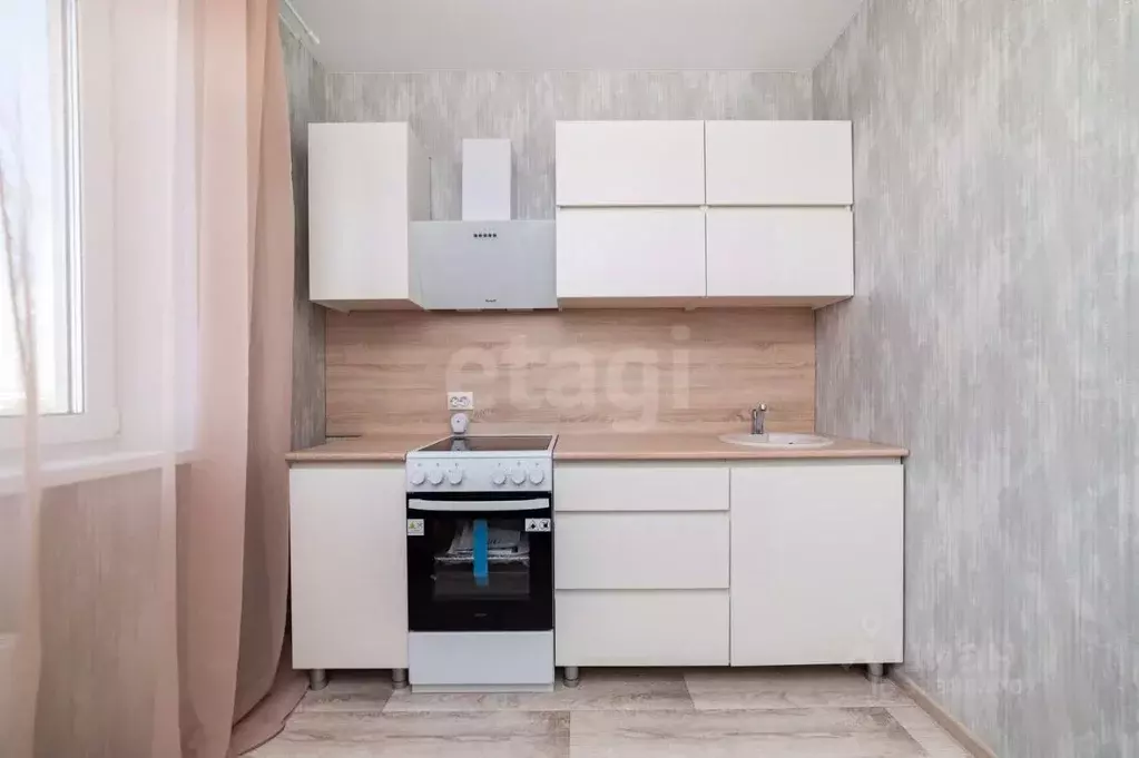 1-к кв. Курганская область, Курган Заозерный жилрайон, 8-й мкр, 6 ... - Фото 1