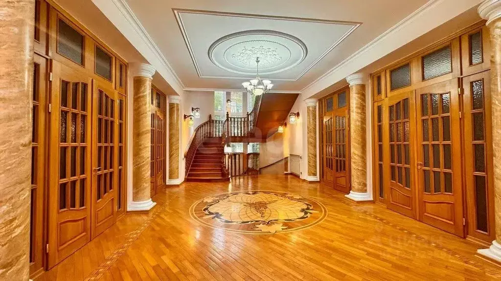 Дом в Крым, Симферополь ул. Бориса Хохлова (1767 м) - Фото 1