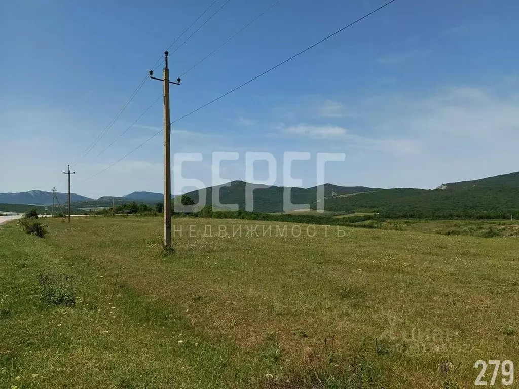 Участок в Севастополь с. Передовое, ул. Минчугова, 59 (500.0 га.) - Фото 2