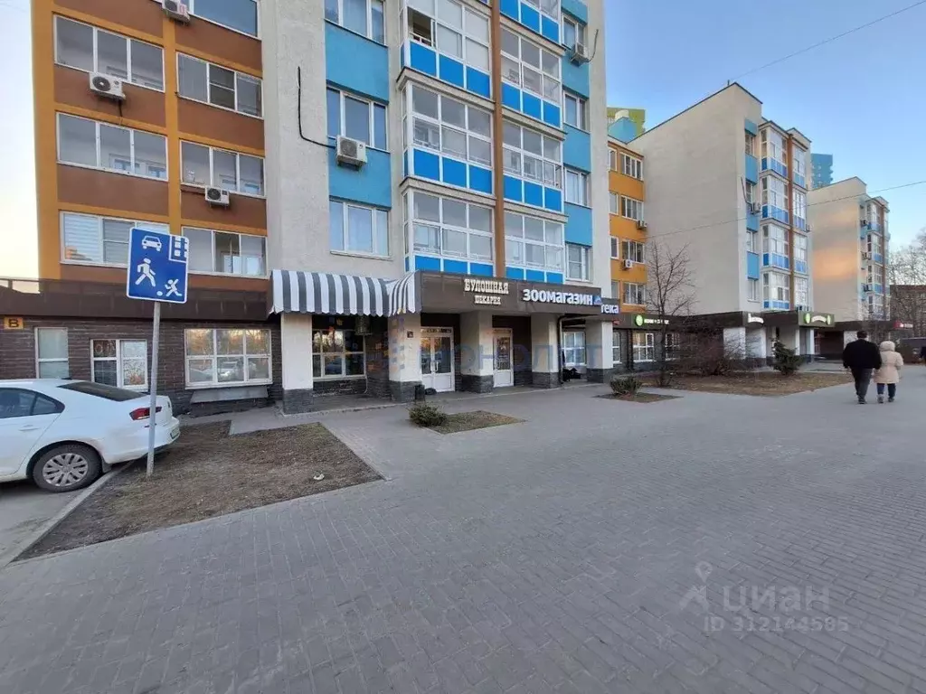2-к кв. Нижегородская область, Нижний Новгород просп. Гагарина, 101к3 ... - Фото 0