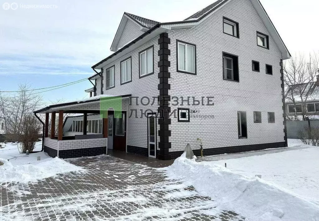Дом в Красноярск, Окаемная улица, 17 (250 м) - Фото 1