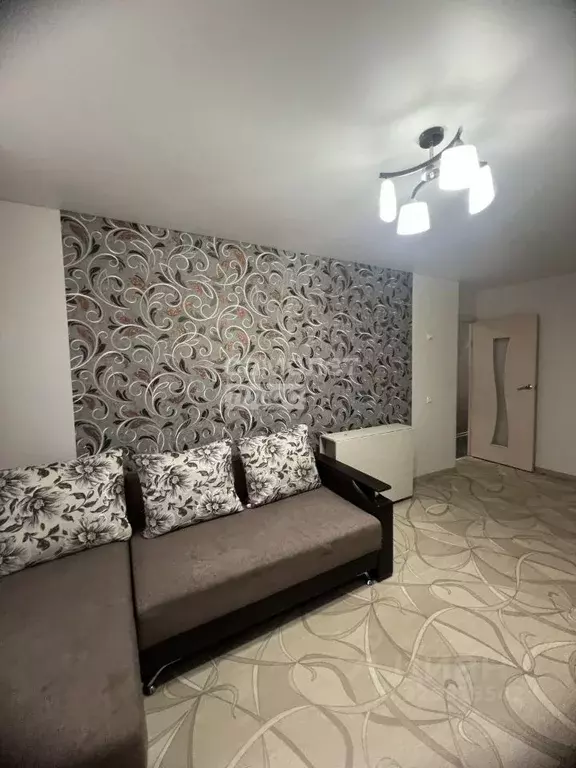 2-к кв. Саратовская область, Энгельс 2-й мкр, 32 (45.0 м) - Фото 2