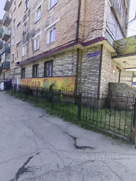 Торговая площадь в Тыва, Кызыл ул. Дружбы, 15А (90 м) - Фото 2
