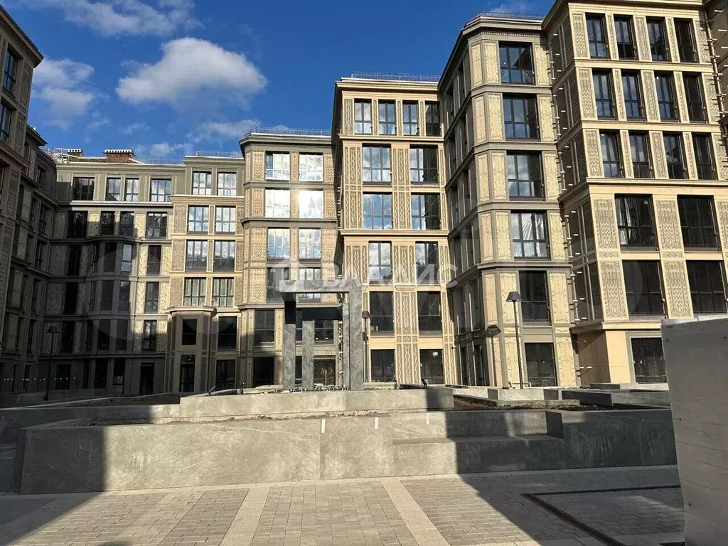 1-к. квартира, 42,3 м, 4/7 эт. - Фото 0