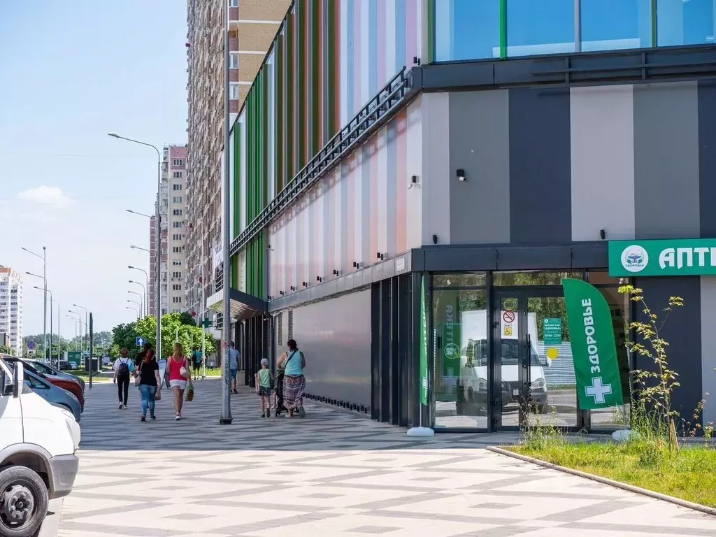 Торговая площадь в Краснодарский край, Краснодар просп. Имени писателя ... - Фото 2