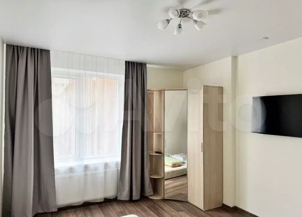 1-к. квартира, 40 м, 6/8 эт. - Фото 1